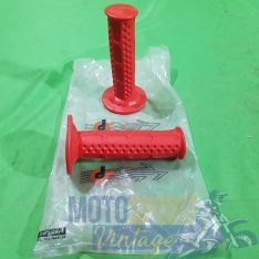 coppia manopole rosse vintage - immagine 1