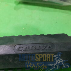 pedana poggiapiedi destra cagiva w4 w8 cocis elefant epoca - immagine 3